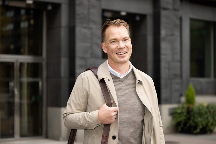 Anders arbetar som förvaltningsledare inom IT på avdelningen för IT och digitalisering.
