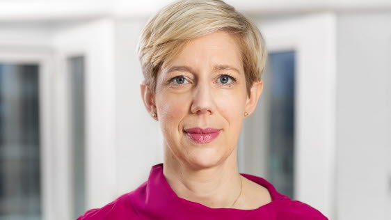 Anna Breman intervjuas om Riksbanken och klimatförändringar