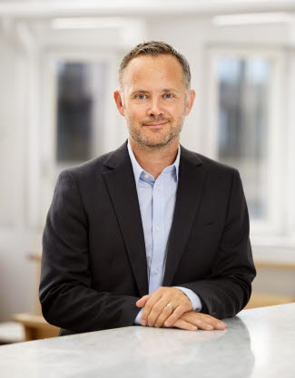Högupplöst Henrik Jönsson pressbild